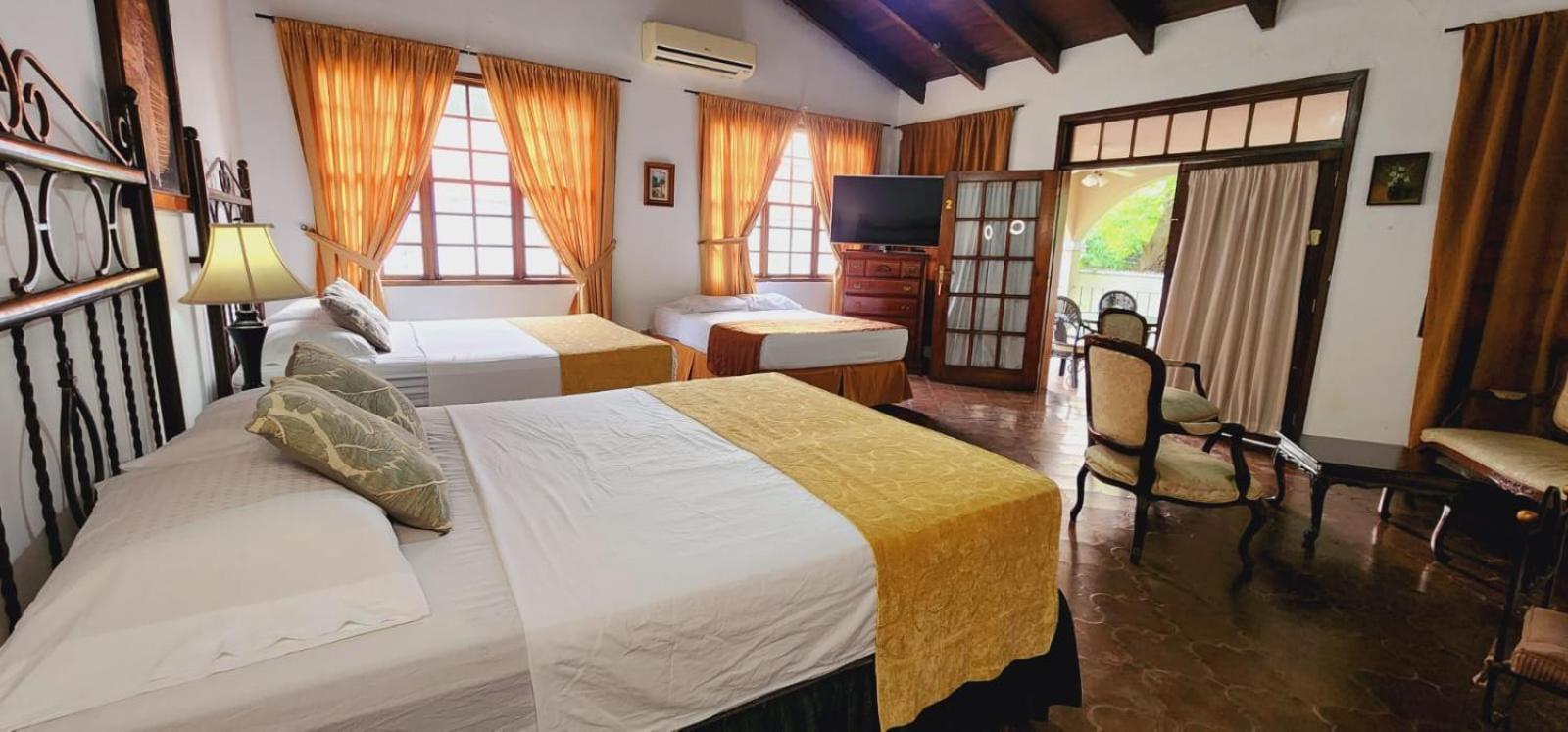 Camilas Hotel Сан-Педро-Сула Екстер'єр фото